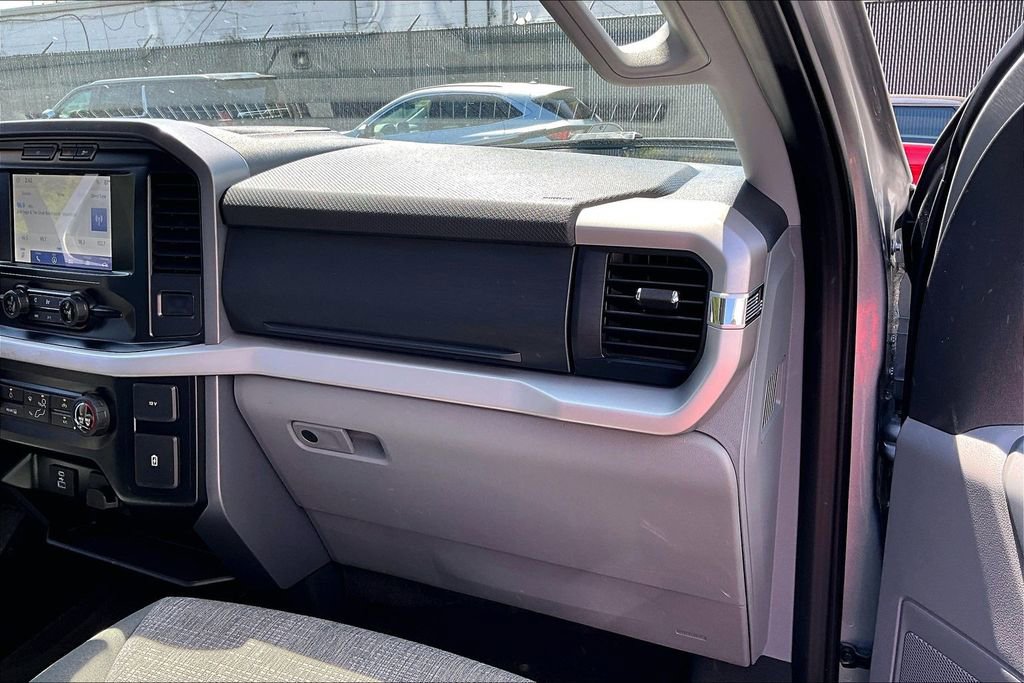 Used 2023 Ford F150 XLT w/ Trailer Tow Package image 25