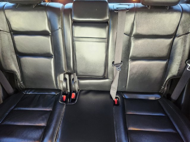 Used 2019 Jeep Grand Cherokee Limited w/ Trailer Tow Group IV AWD/4WD image 16
