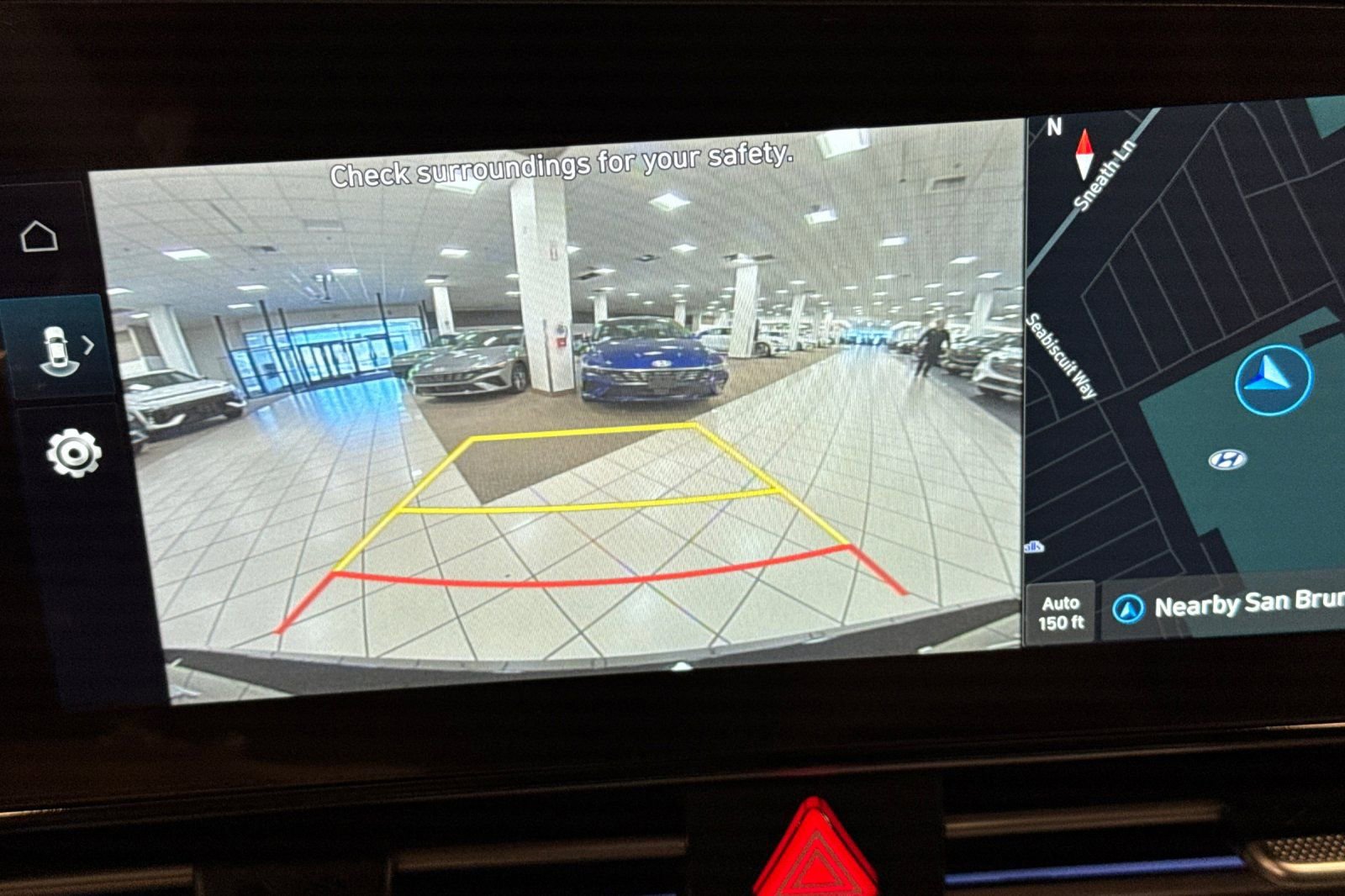 New 2025 Hyundai Elantra SEL FWD image 19