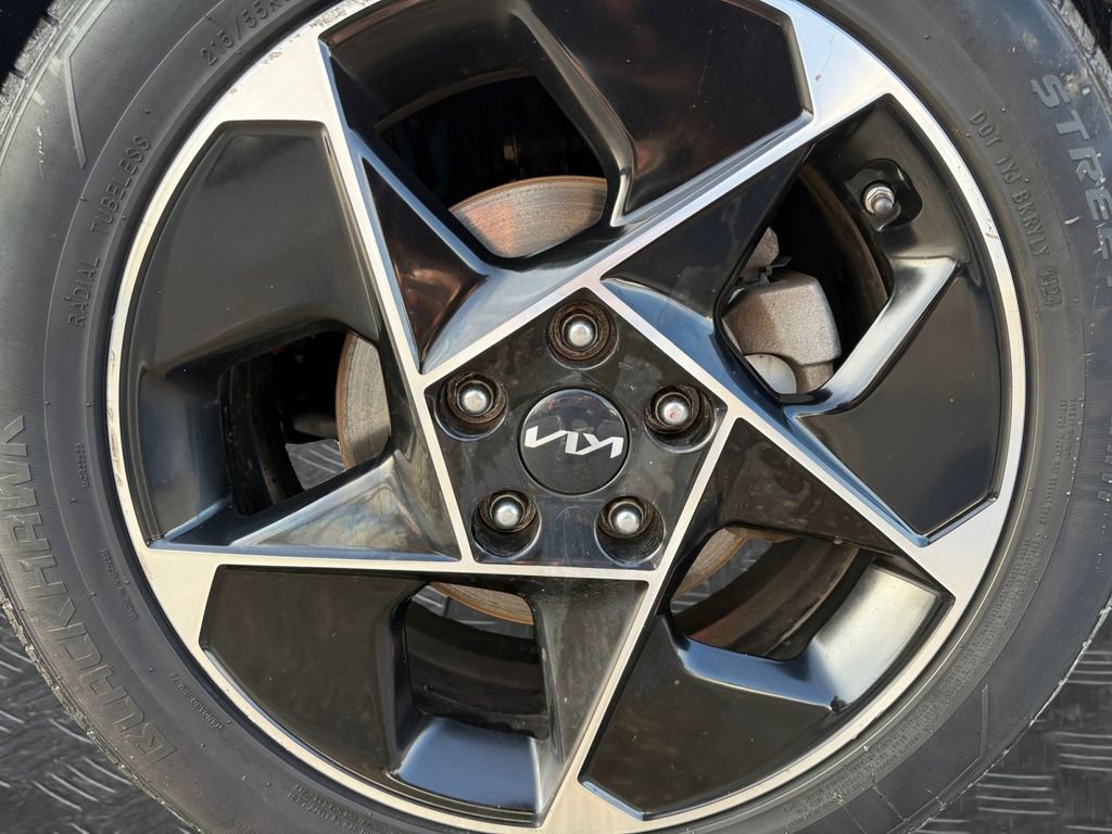 Certified 2023 Kia Soul EX image 20