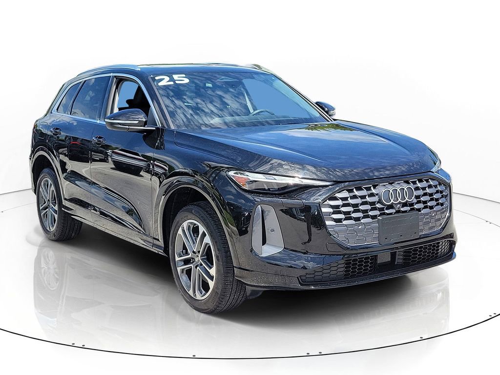 Certified 2025 Audi Q5 Premium w/ Convenience Package
