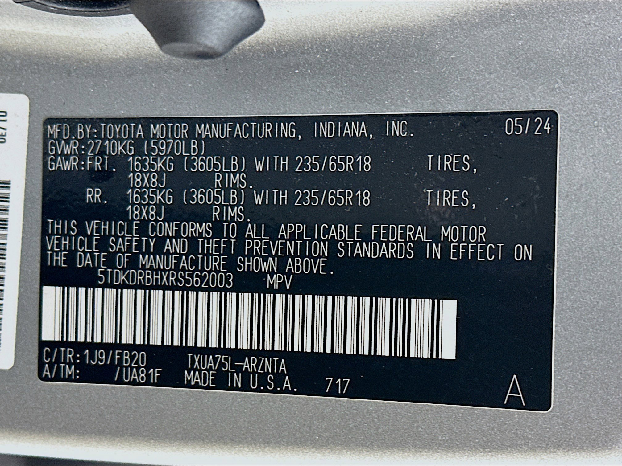 Used 2024 Toyota Highlander LE image 12