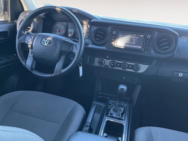 Used 2017 Toyota Tacoma SR image 10