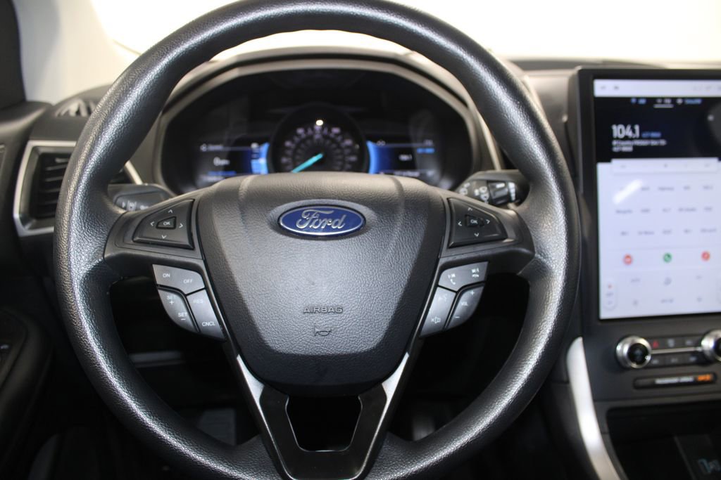 Used 2024 Ford Edge SE image 31