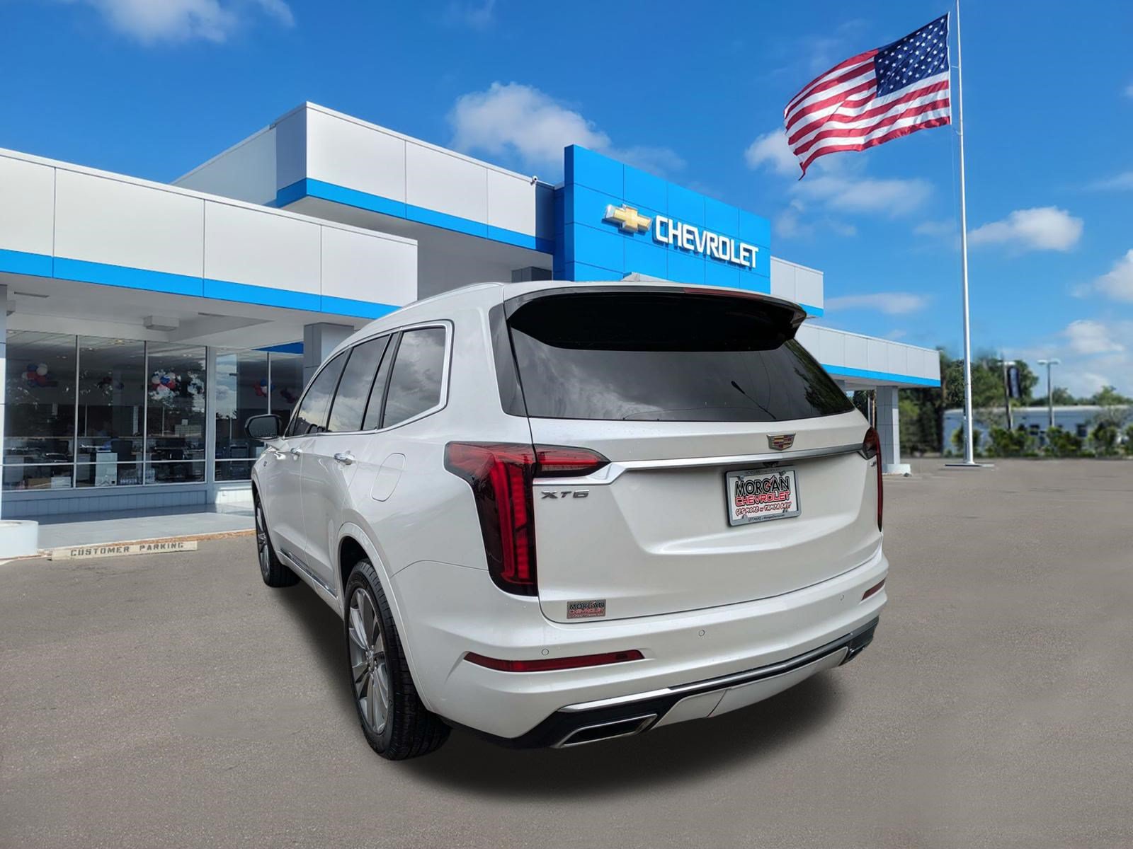 Used 2022 Cadillac XT6 Premium Luxury FWD image 5
