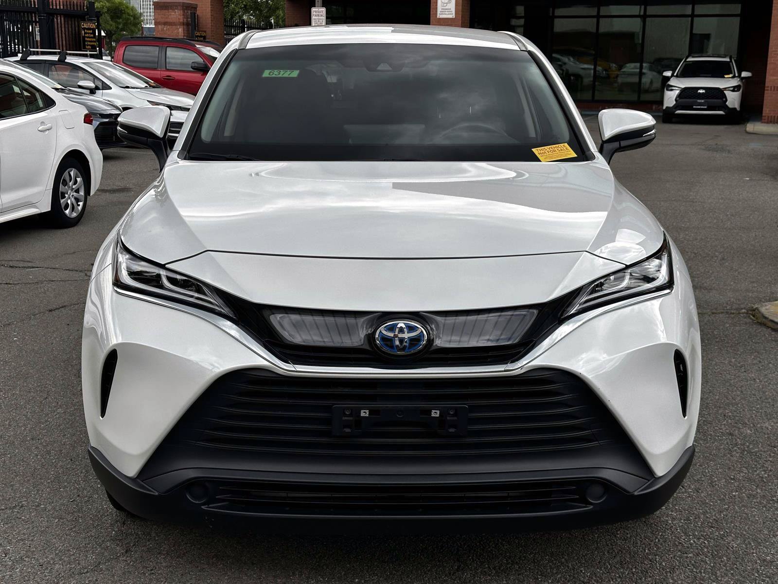 Used 2023 Toyota Venza LE AWD/4WD image 7