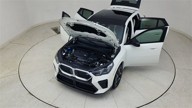 Used 2025 BMW X2 M35i image 90
