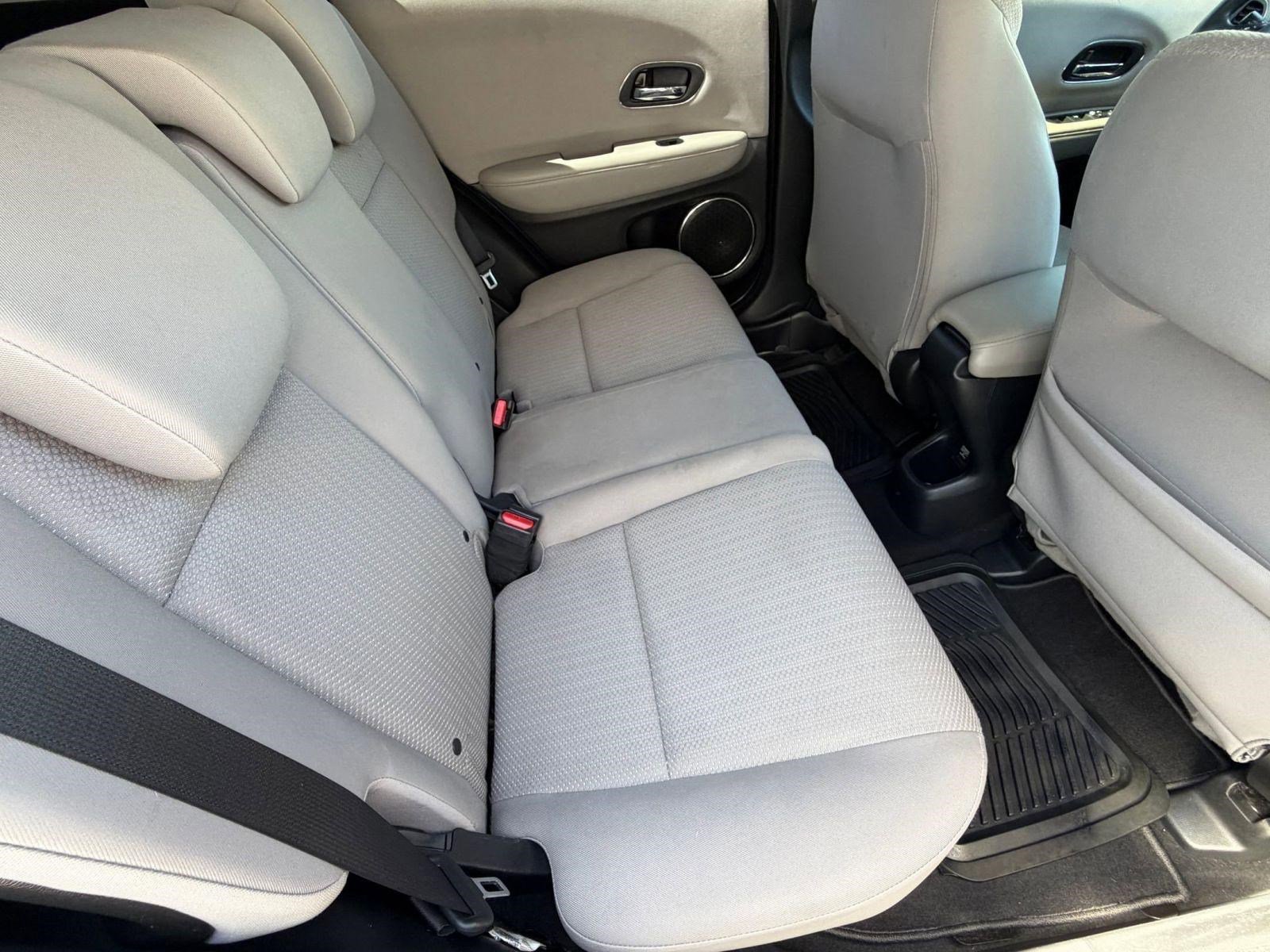 Used 2017 Honda HR-V EX image 31