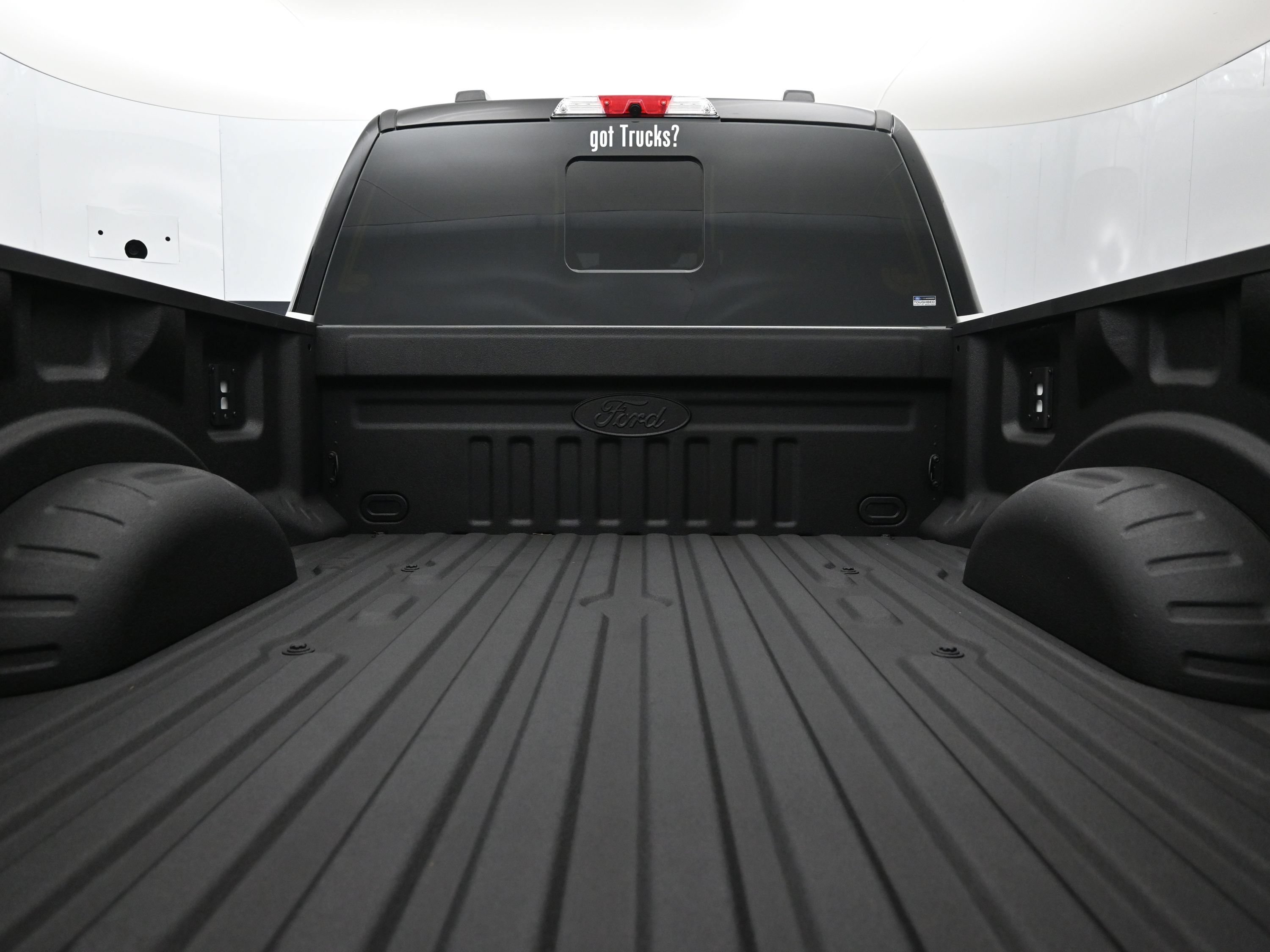Used 2026 Ford F250 Platinum AWD/4WD image 7