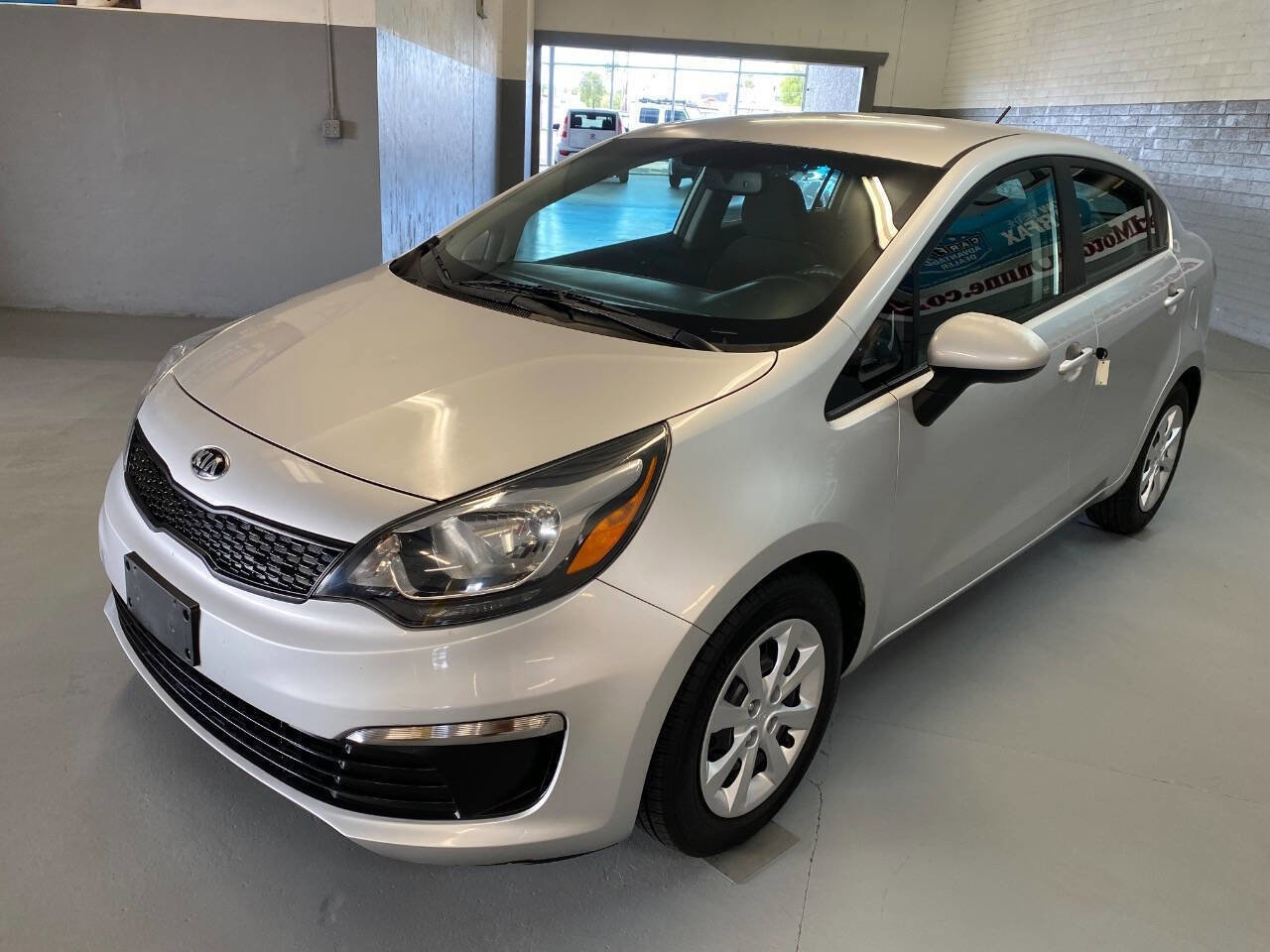 Used 2016 Kia Rio LX image 5
