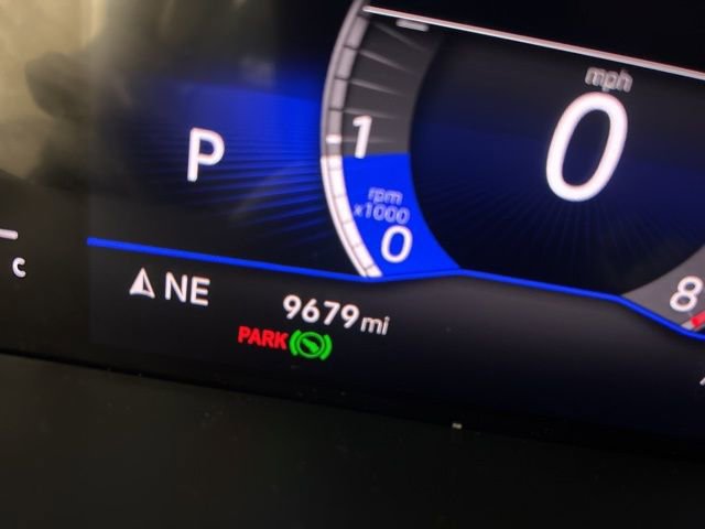 Used 2025 Volkswagen Jetta SE w/ Sunroof Package image 30