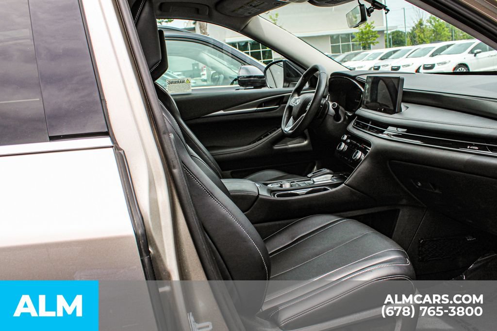 Used 2023 INFINITI QX60 Luxe w/ Cargo Package FWD image 22