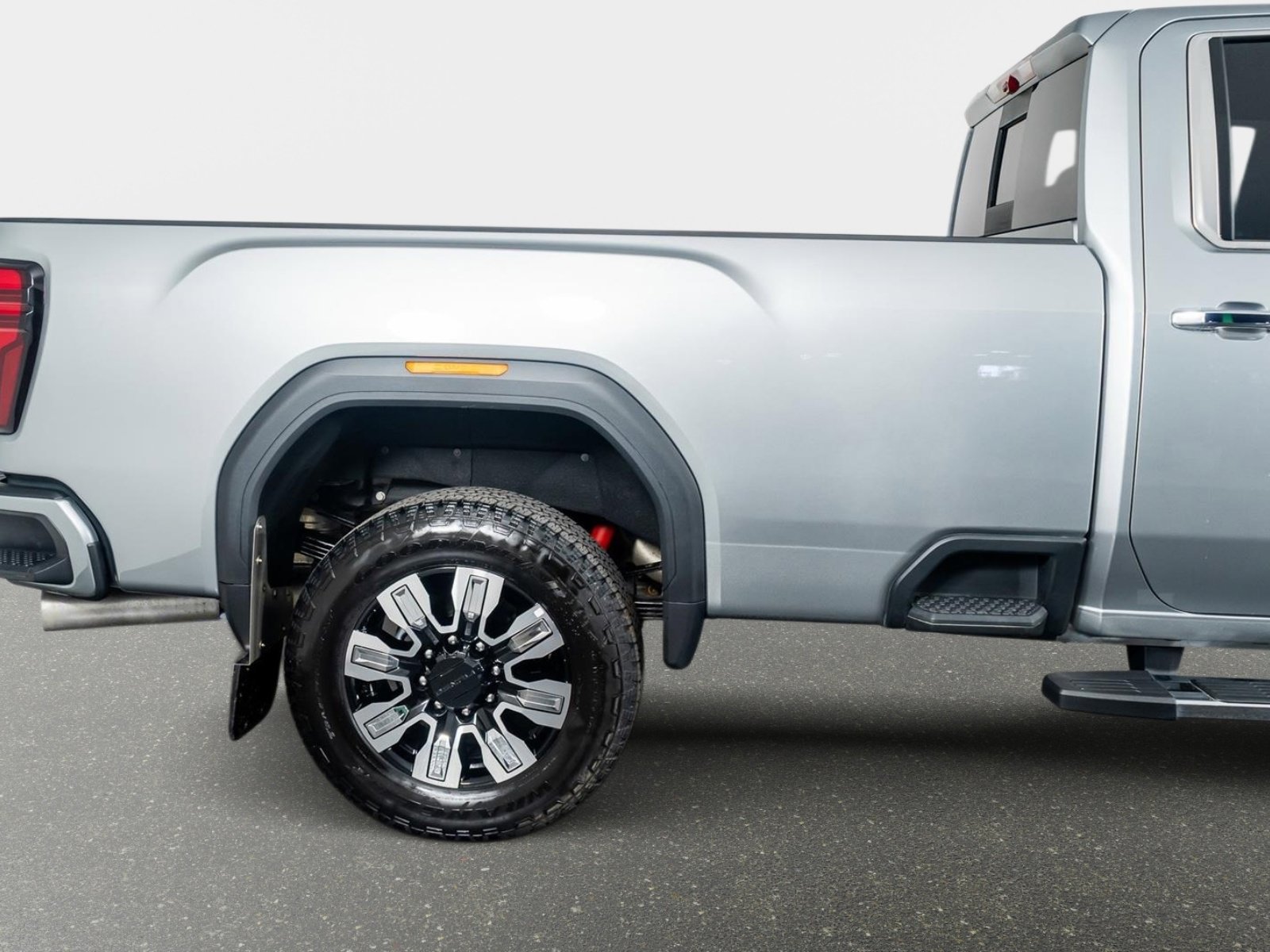 Used 2025 GMC Sierra 3500 Denali w/ Denali Reserve Package image 8