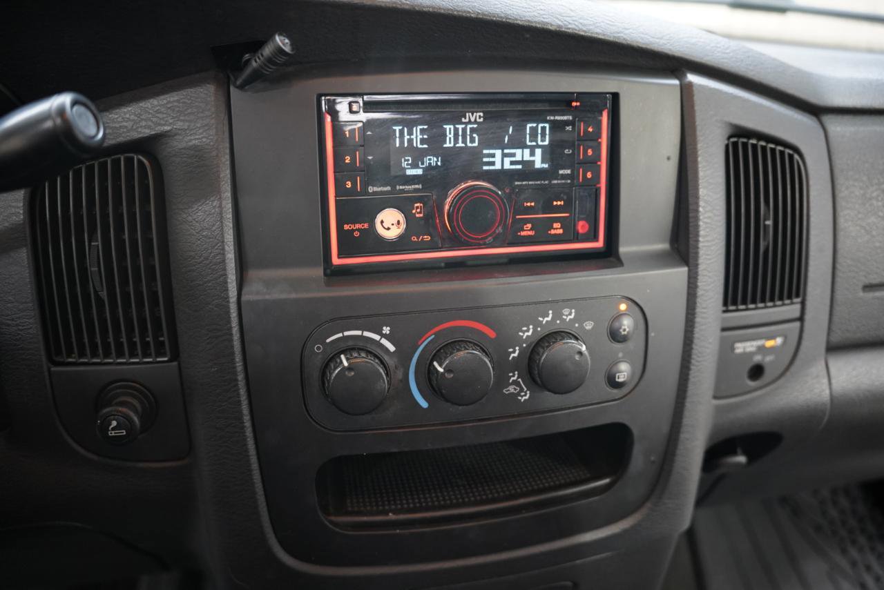 Used 2004 Dodge Ram 1500 Truck SLT w/ Sport Appearance Group image 16