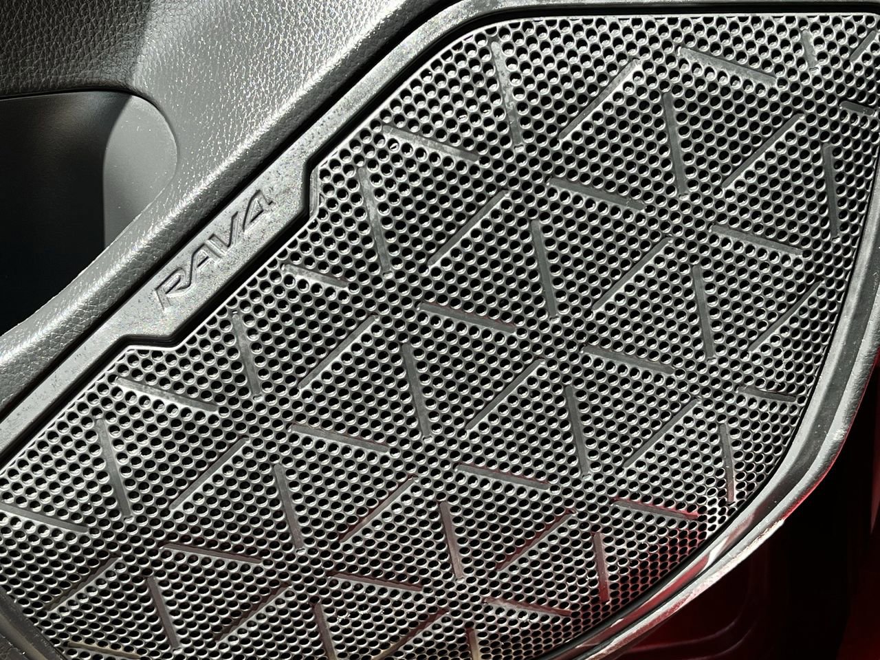 Used 2025 Toyota RAV4 LE image 22