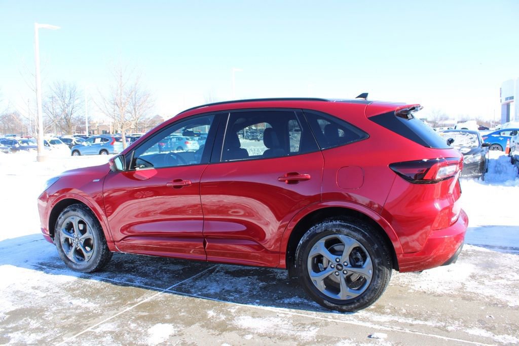 Used 2023 Ford Escape ST-Line Select w/ Tech Pack #2 image 4