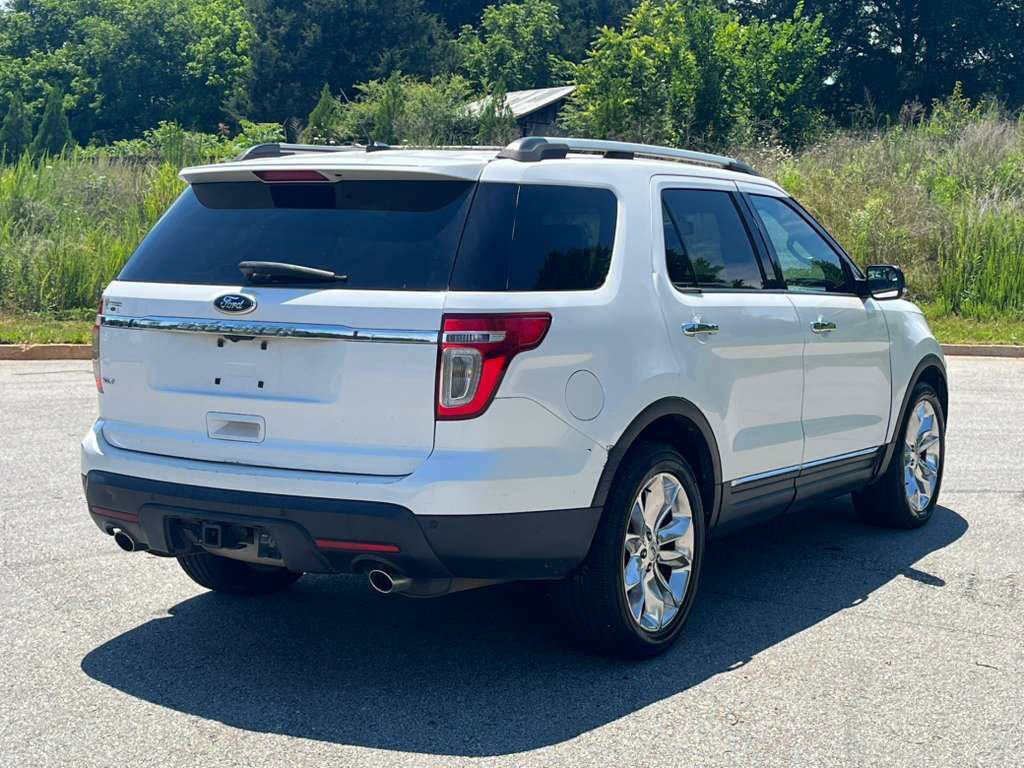 Used 2012 Ford Explorer XLT FWD image 21