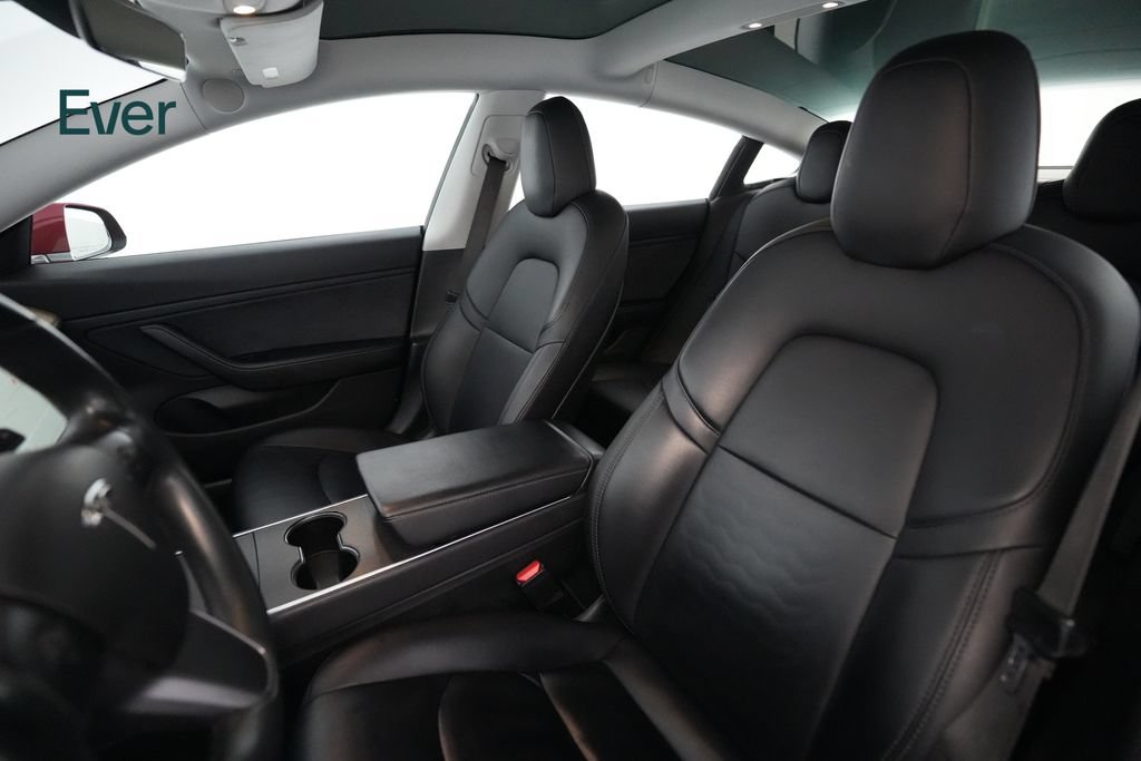 Used 2018 Tesla Model 3 Long Range RWD image 4