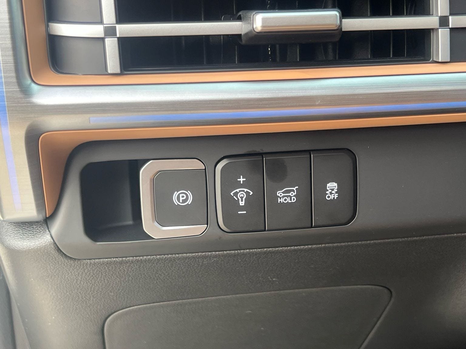 New 2026 Hyundai Santa Fe Calligraphy AWD/4WD image 33