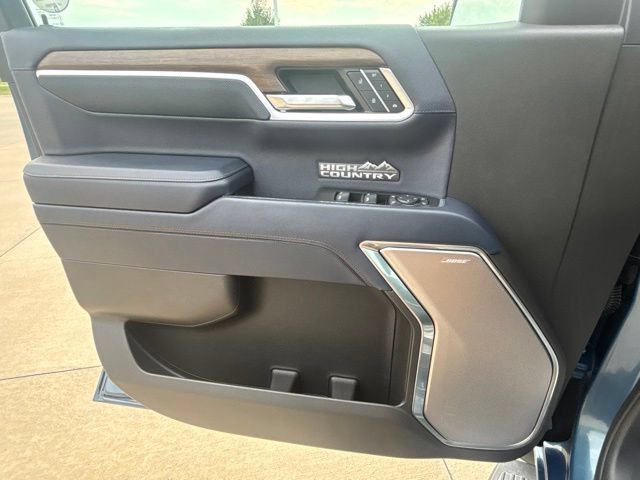 Used 2024 Chevrolet Silverado 1500 High Country w/ High Country Premium Package AWD/4WD image 16