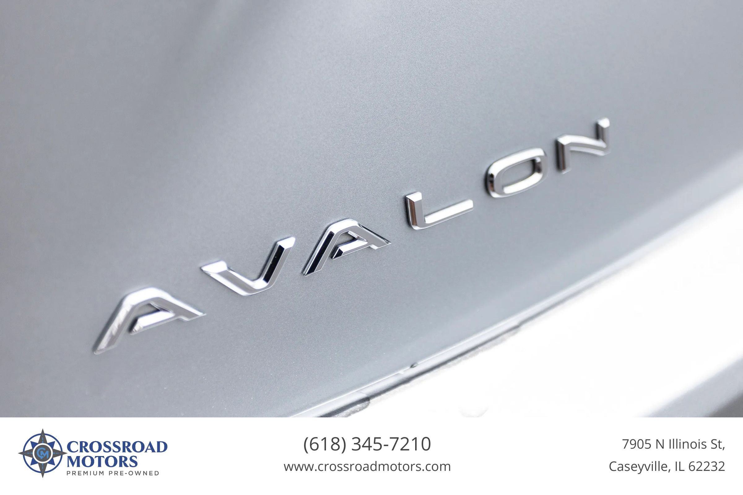 Used 2018 Toyota Avalon XLE Premium FWD image 11