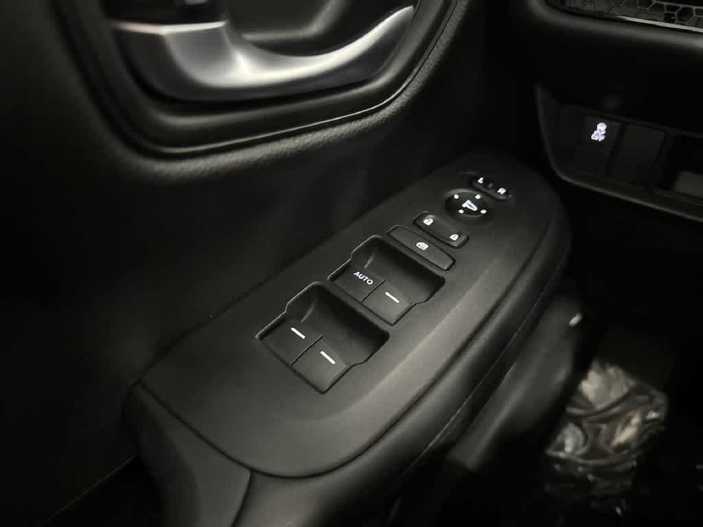 Used 2025 Honda HR-V LX image 16