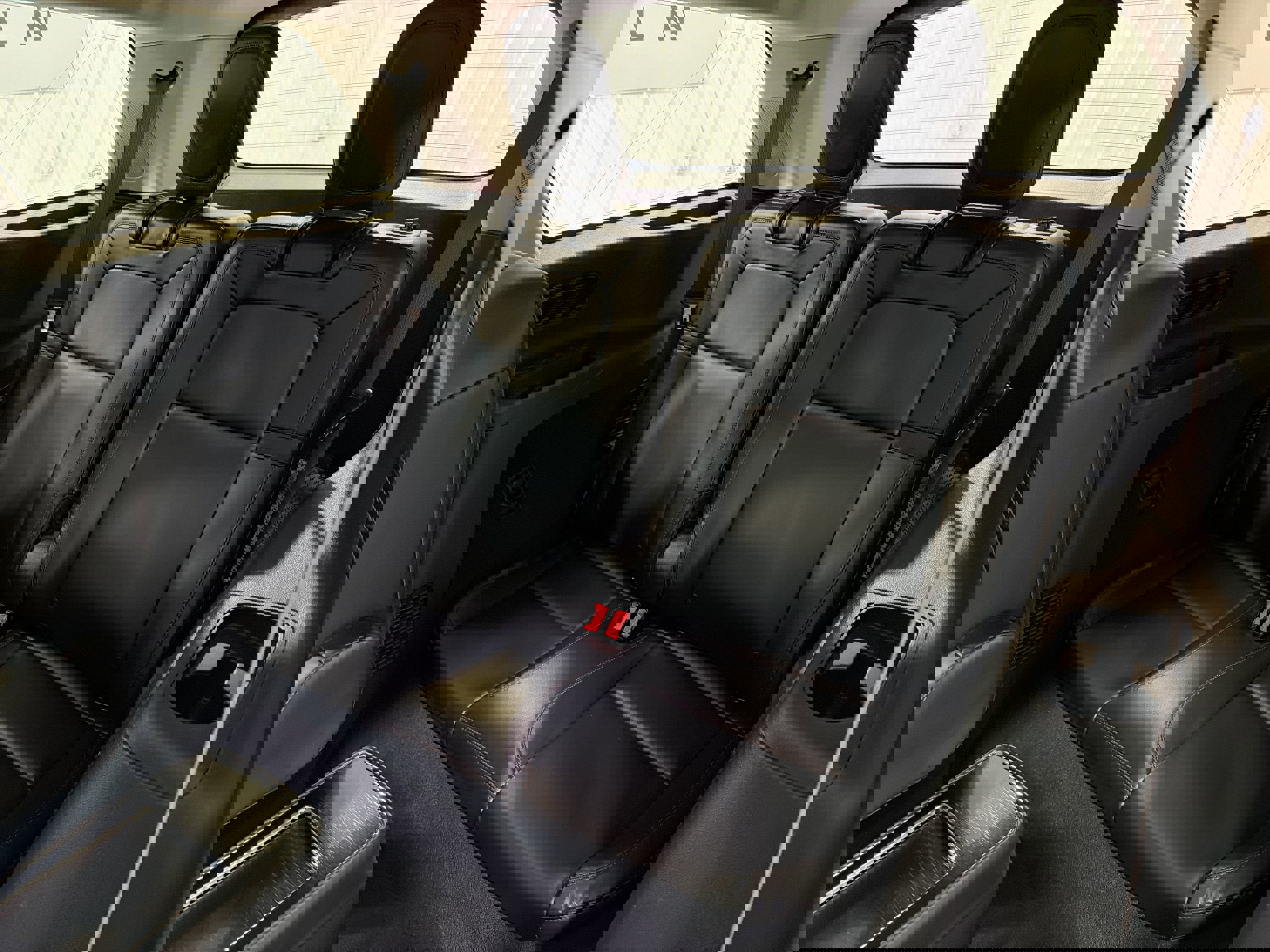 Used 2023 Lincoln Aviator Reserve w/ Equipment Group 201A image 26