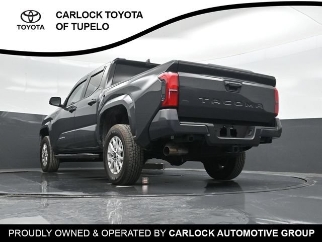 Used 2025 Toyota Tacoma SR5 RWD image 33