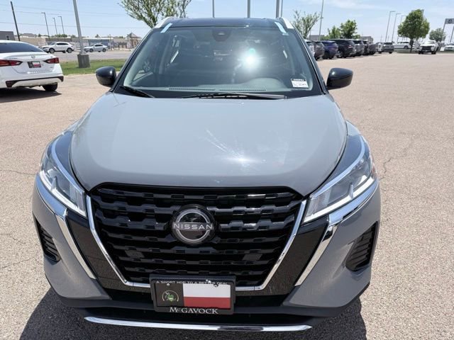 Certified 2023 Nissan Kicks SV FWD image 3