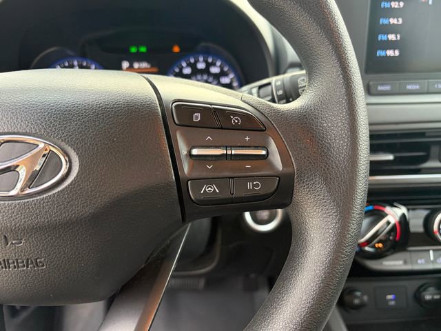 Used 2023 Hyundai Kona SEL image 19