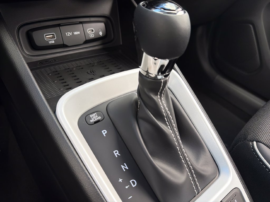 New 2026 Hyundai Venue SEL FWD image 23