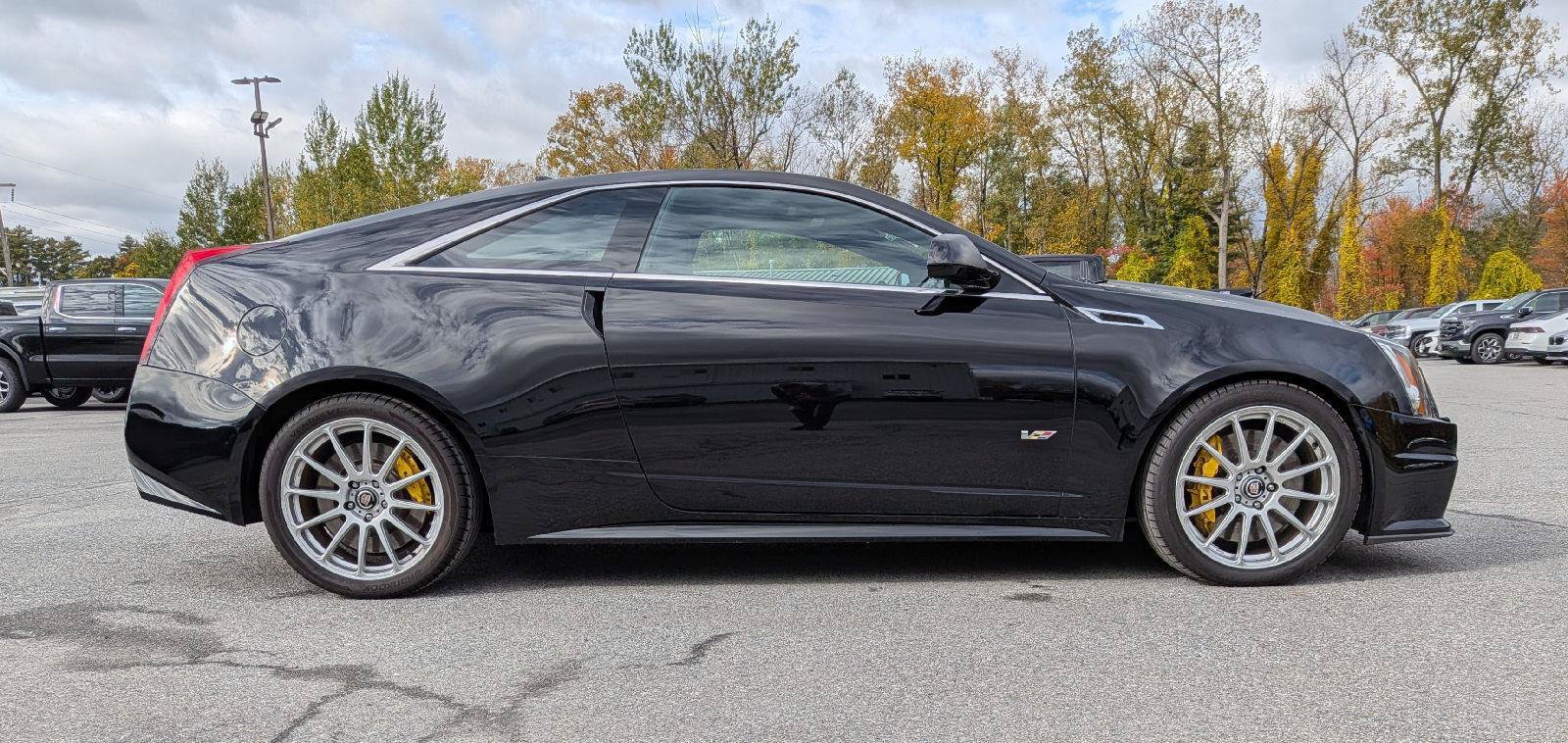 Used 2013 Cadillac CTS V w/ Wood Trim Package RWD image 8