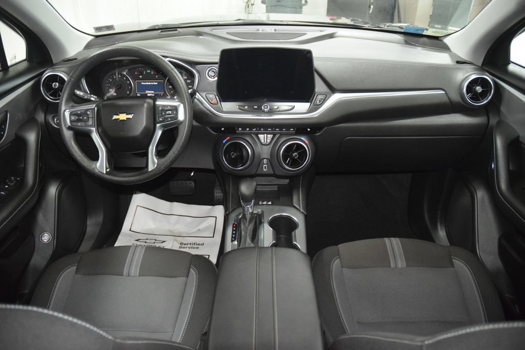 Used 2024 Chevrolet Blazer LT w/ Convenience Package FWD image 29