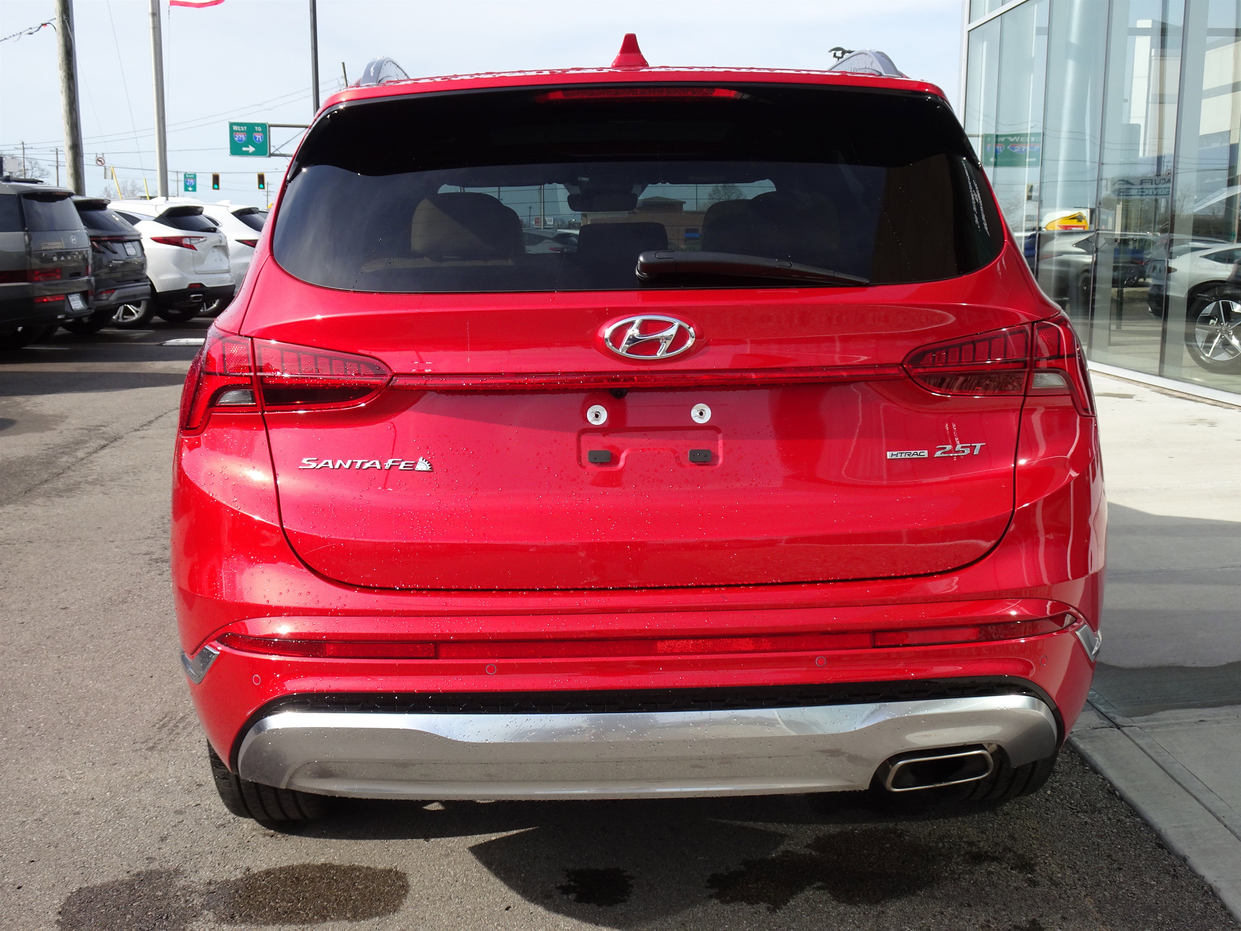 Used 2023 Hyundai Santa Fe Calligraphy w/ Cargo Package AWD/4WD image 4