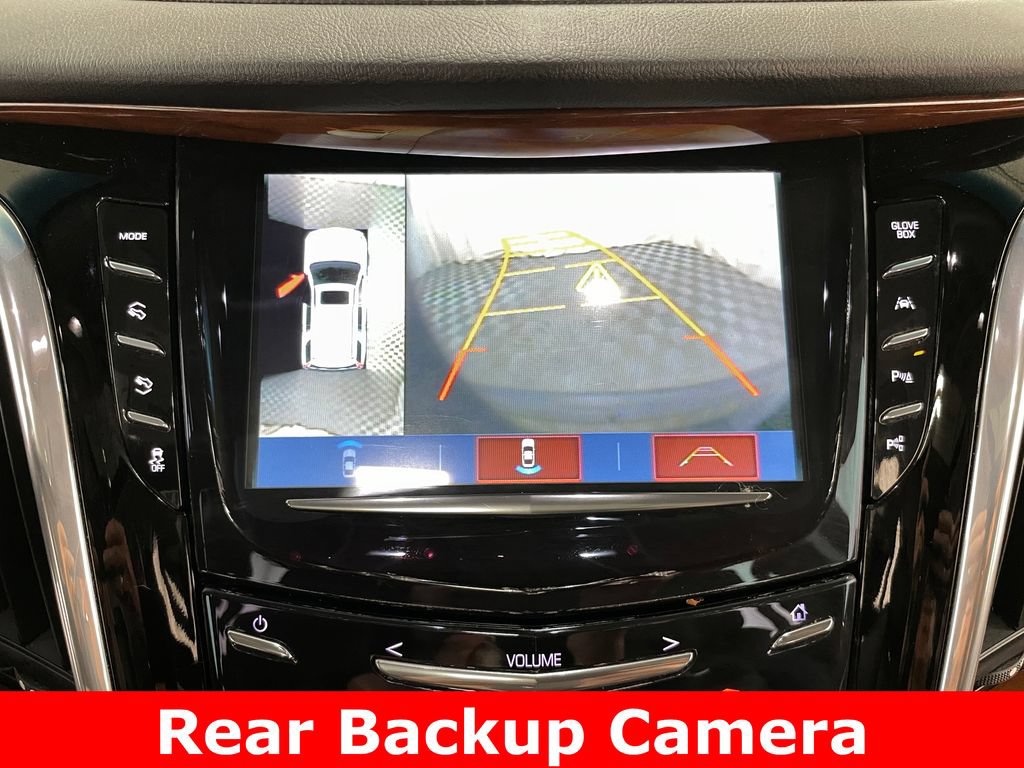 Used 2017 Cadillac Escalade Luxury AWD/4WD image 4