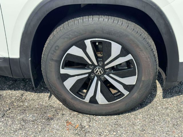 Certified 2026 Volkswagen Atlas SE AWD/4WD image 7