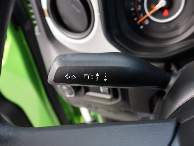 Used 2025 Jeep Gladiator Sport image 38