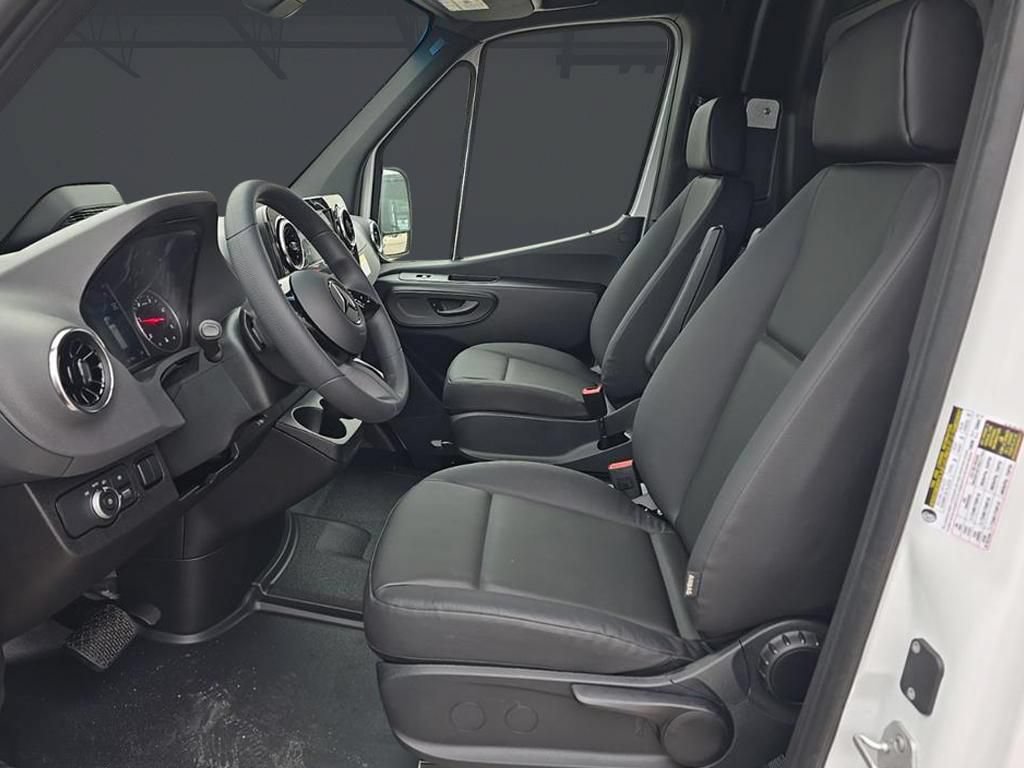 New 2026 Mercedes-Benz Sprinter 2500 image 6