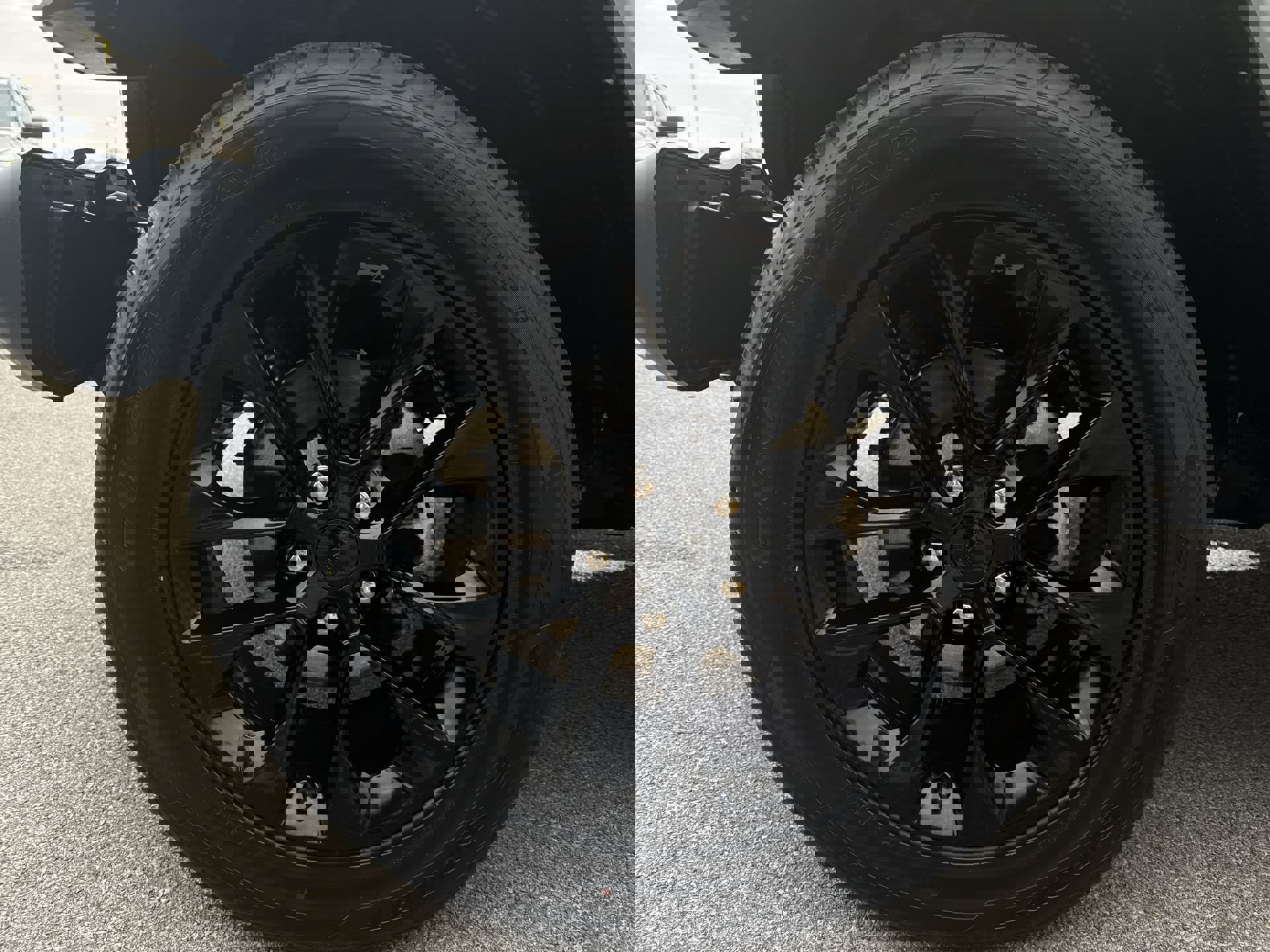 Used 2021 Jeep Wrangler Unlimited Sahara w/ Cold Weather Group image 34