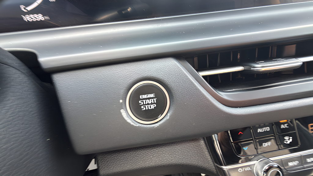 Used 2024 Kia Seltos EX AWD/4WD image 24