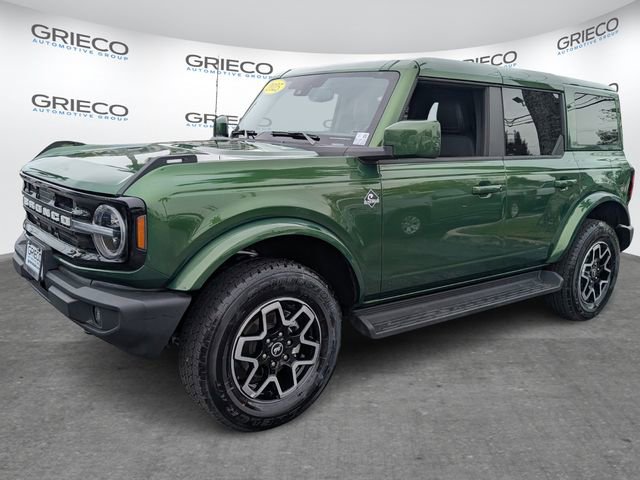 Used 2025 Ford Bronco Outer Banks image 3