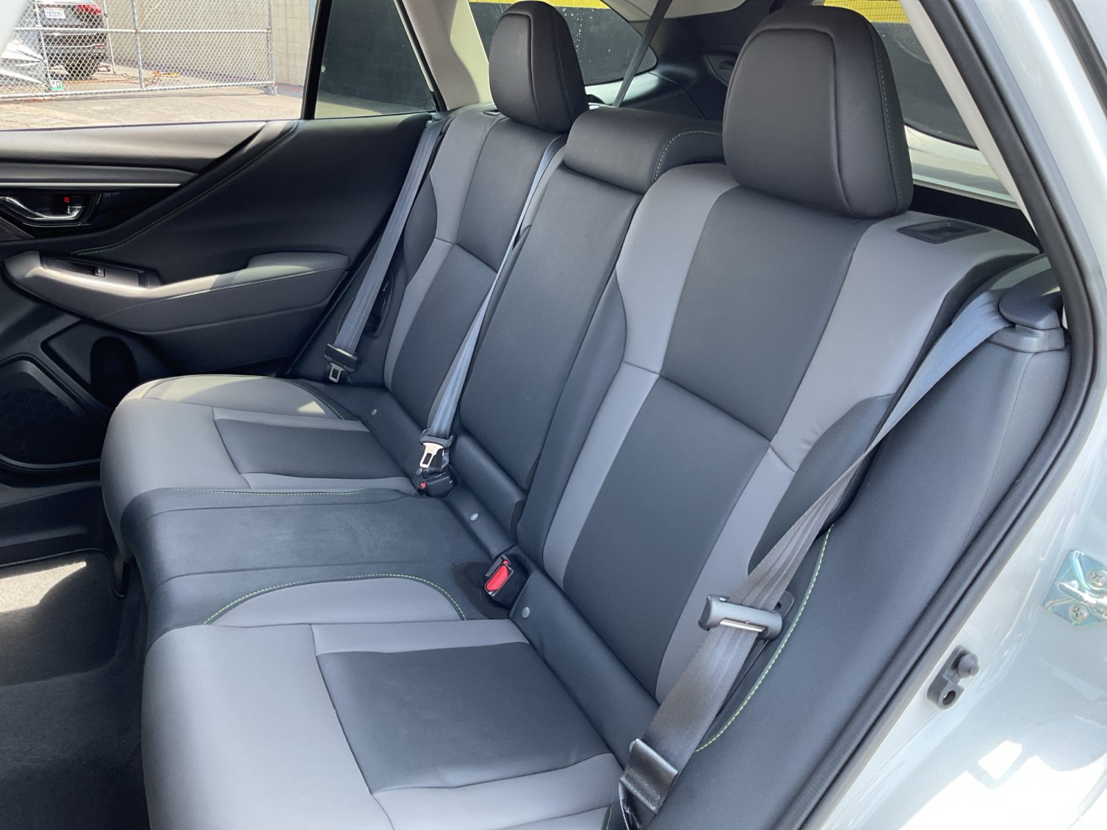 Used 2025 Subaru Outback Onyx Edition AWD/4WD image 19