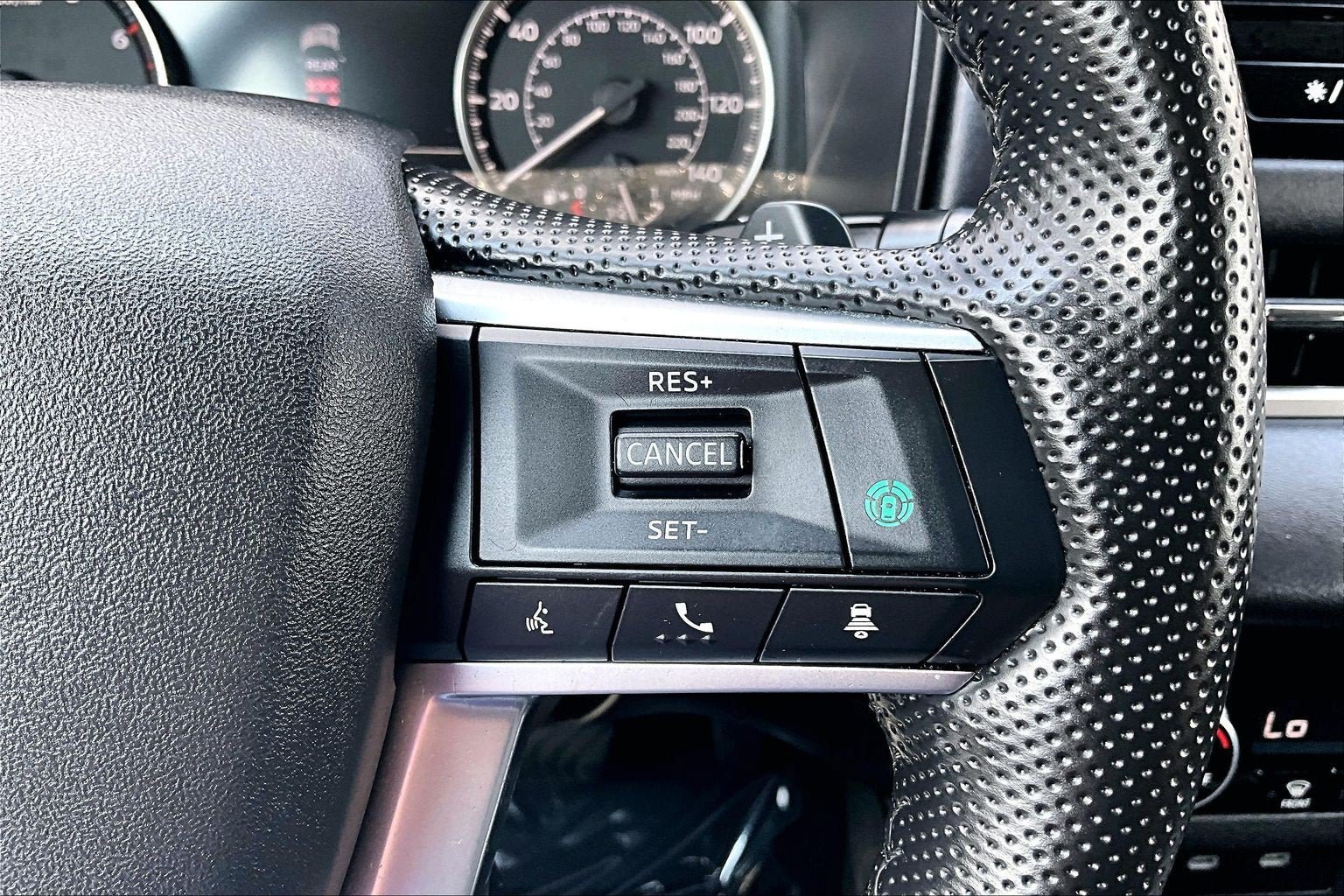 Used 2025 Mitsubishi Outlander SE AWD/4WD image 18