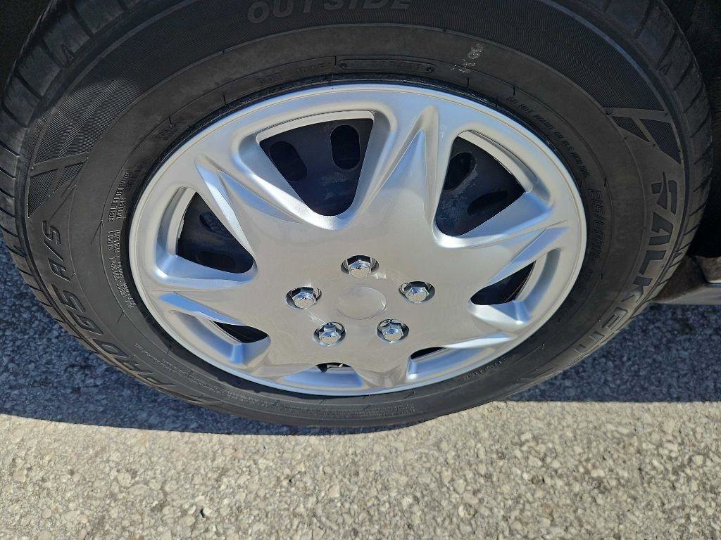 Used 2003 Mercury Sable GS image 28