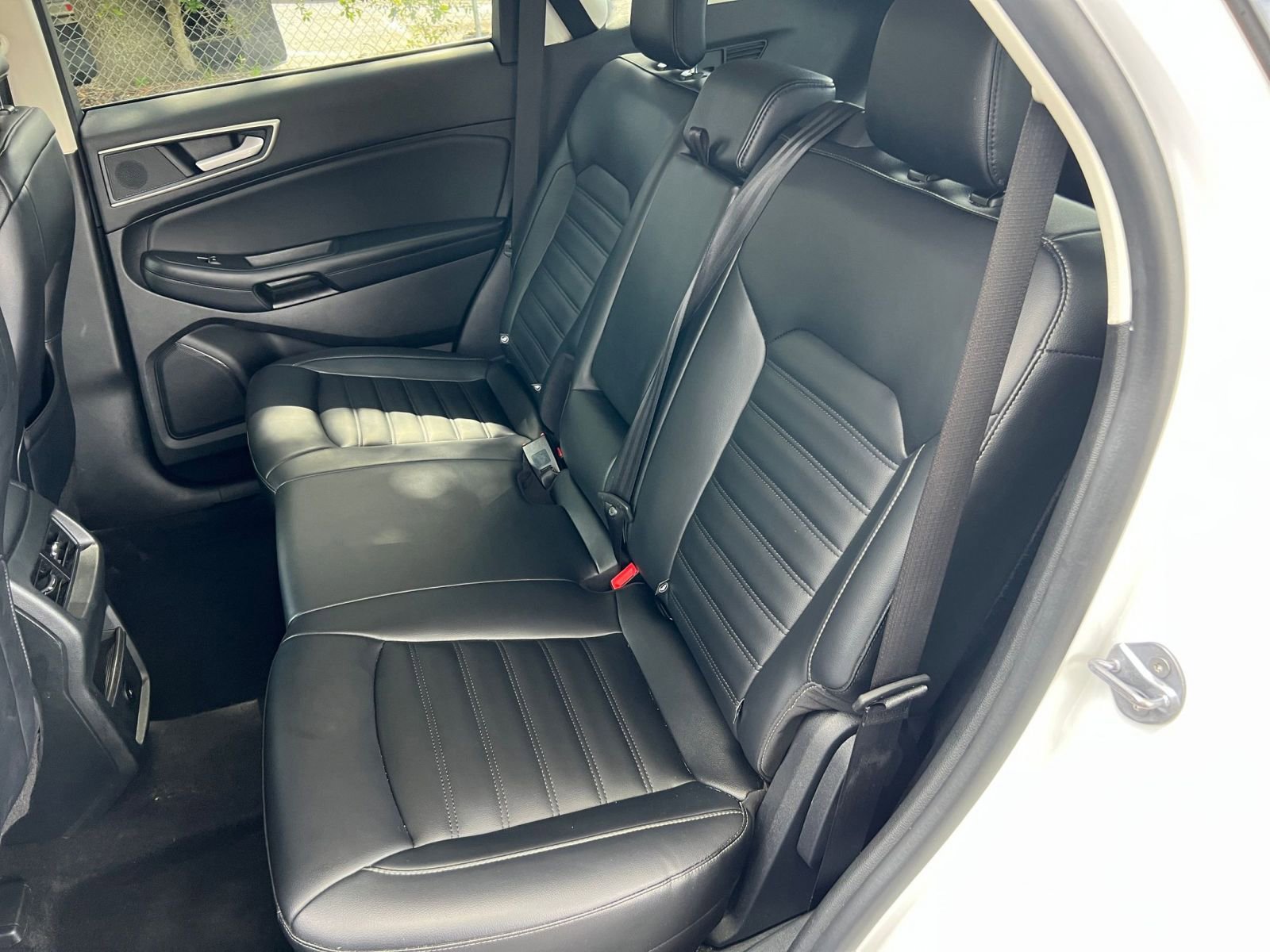 Used 2024 Ford Edge SEL image 34