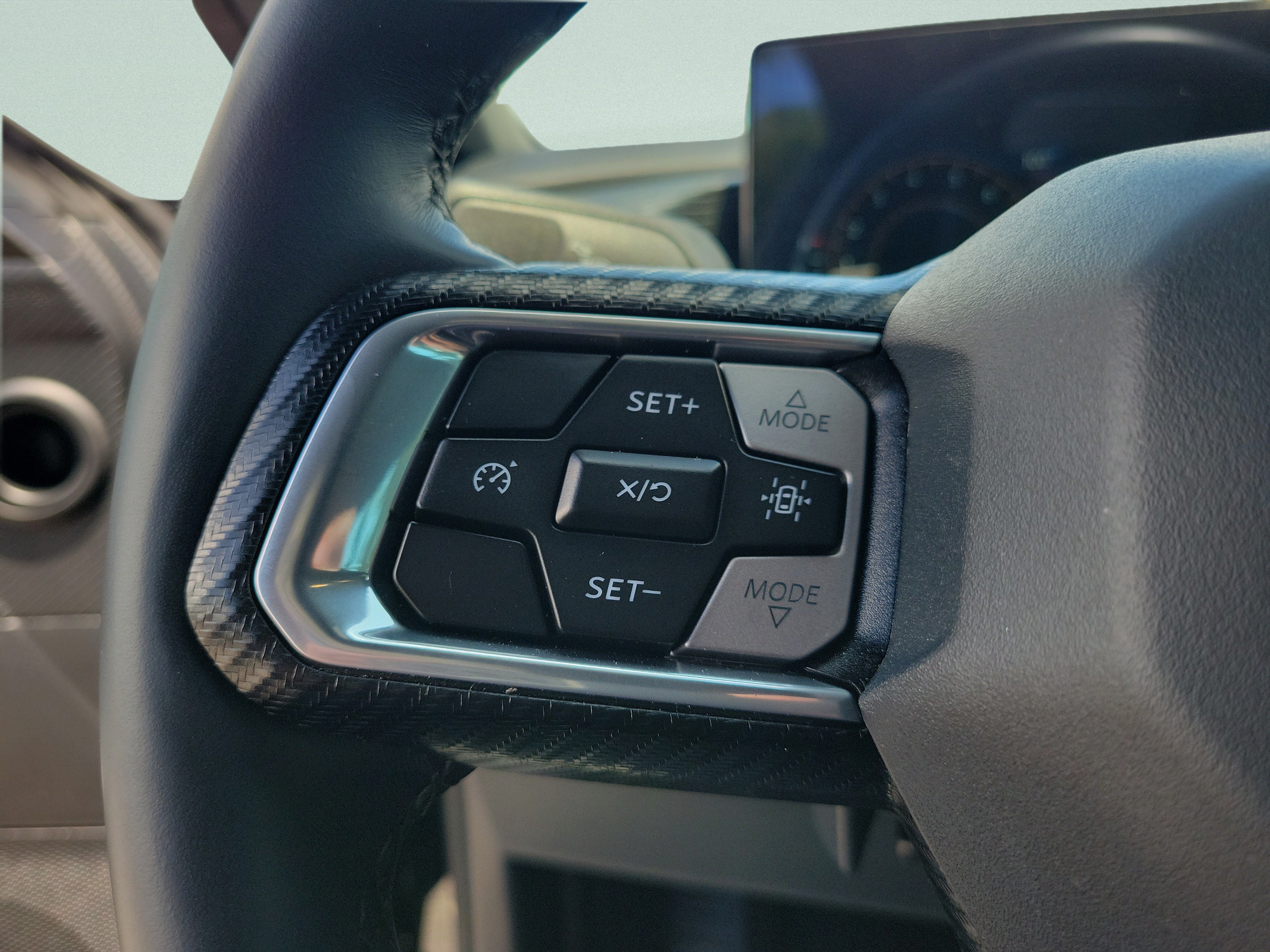 Used 2025 Ford Mustang GT RWD image 17