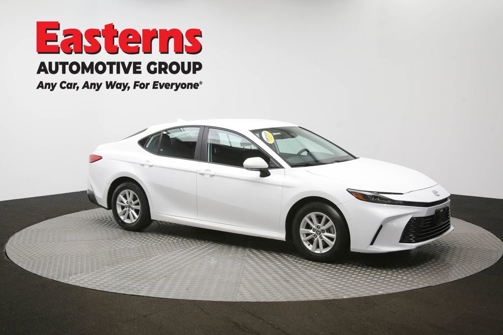 Used 2025 Toyota Camry LE image 48