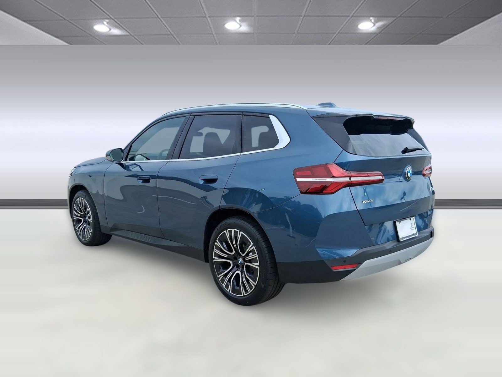 Used 2026 BMW X3 xDrive30i w/ Premium Package AWD/4WD image 3
