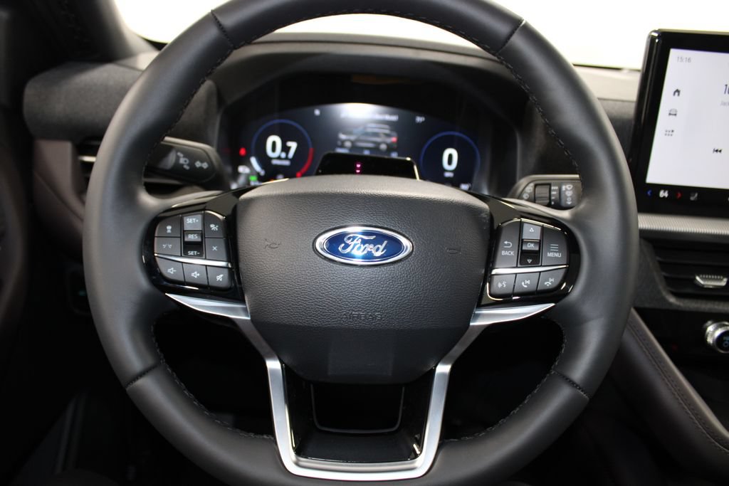 New 2026 Ford Explorer Platinum RWD image 37
