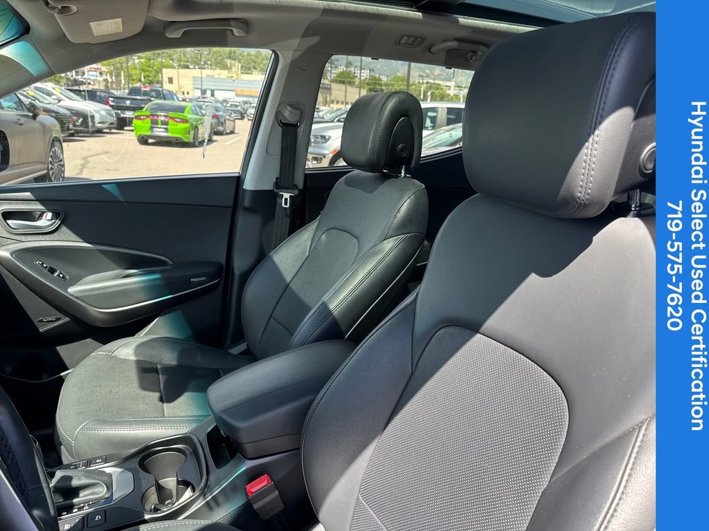 Used 2018 Hyundai Santa Fe Sport w/ Cargo Package AWD/4WD image 29